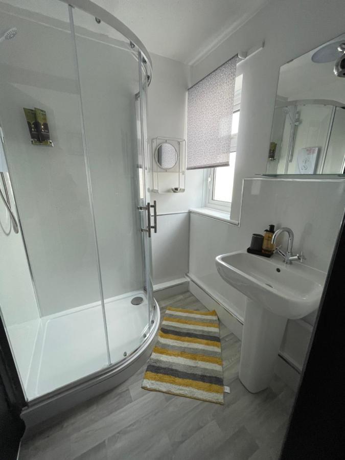 Romney Sands Holiday Apartment New Romney Esterno foto